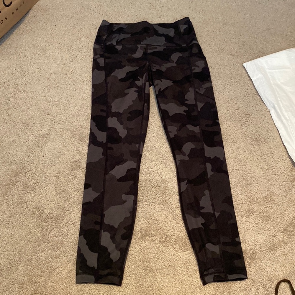 Altar’d State Camo leggings!